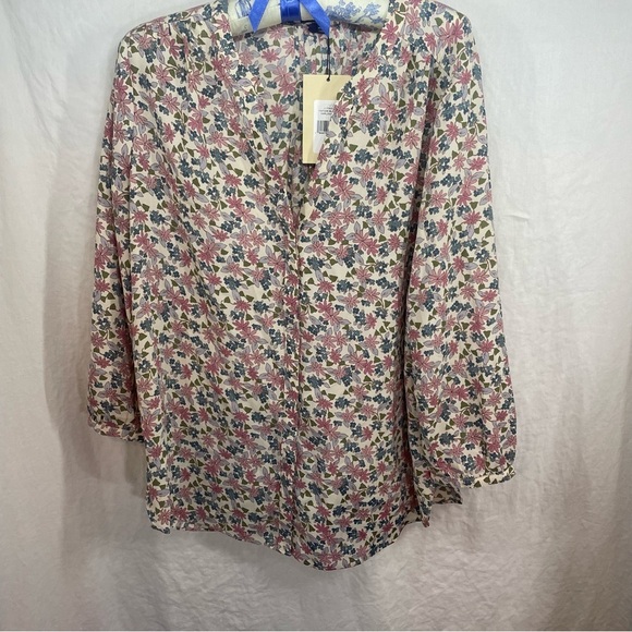 NYDJ Sheer Neutral Pintuck Harlow Blouse With 3/4 Sleeves, Small - Picture 1 of 5